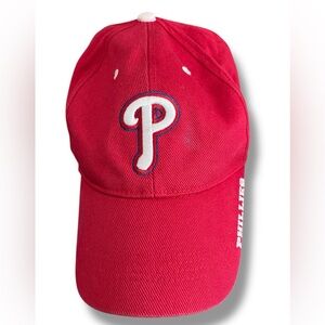 Philadelphia Phillies Red Baseball Cap – Fan Favorite Adjustable Hat